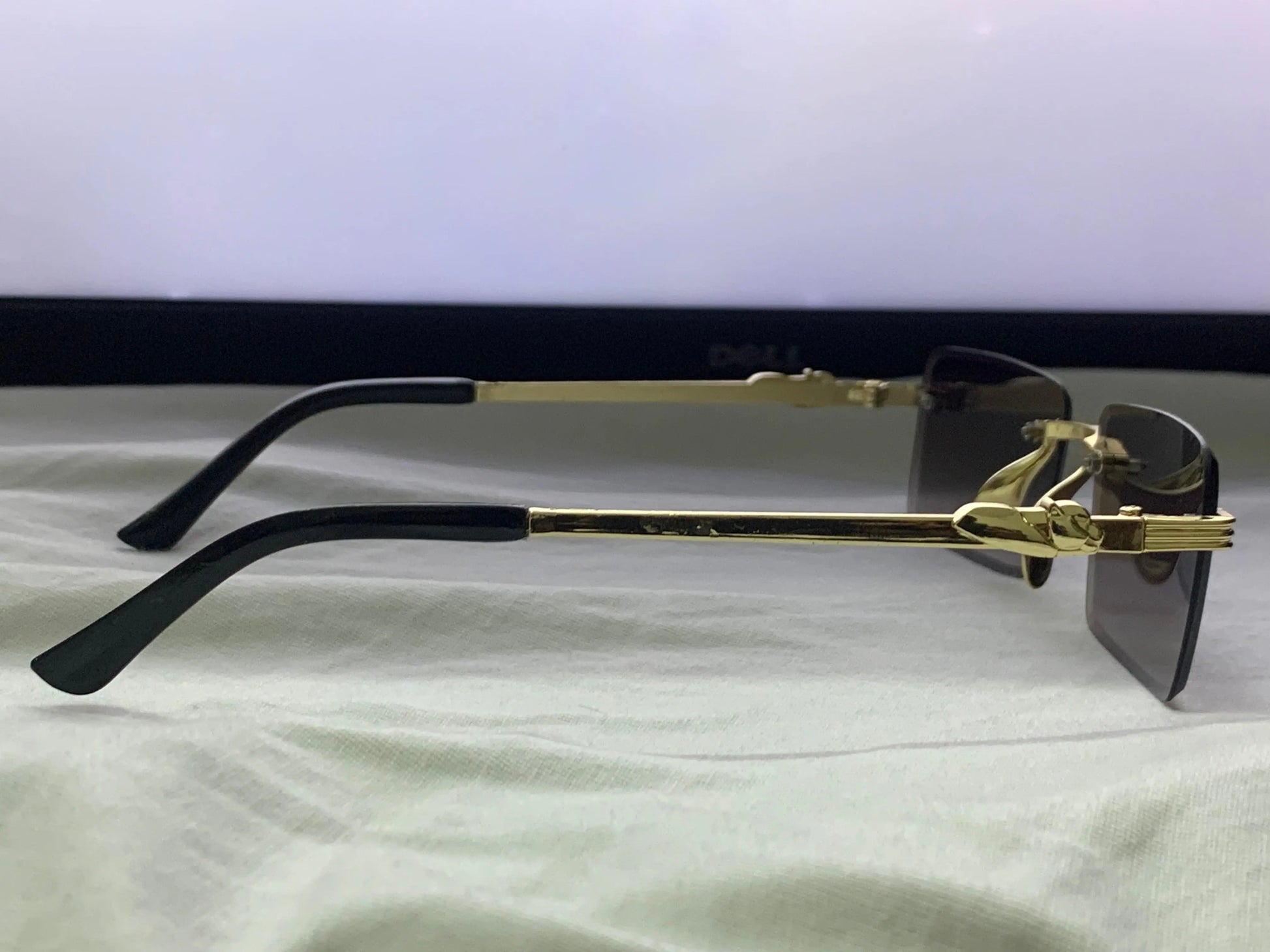 Sunglasses For Men (Golden & Silver ) empirewaers.store