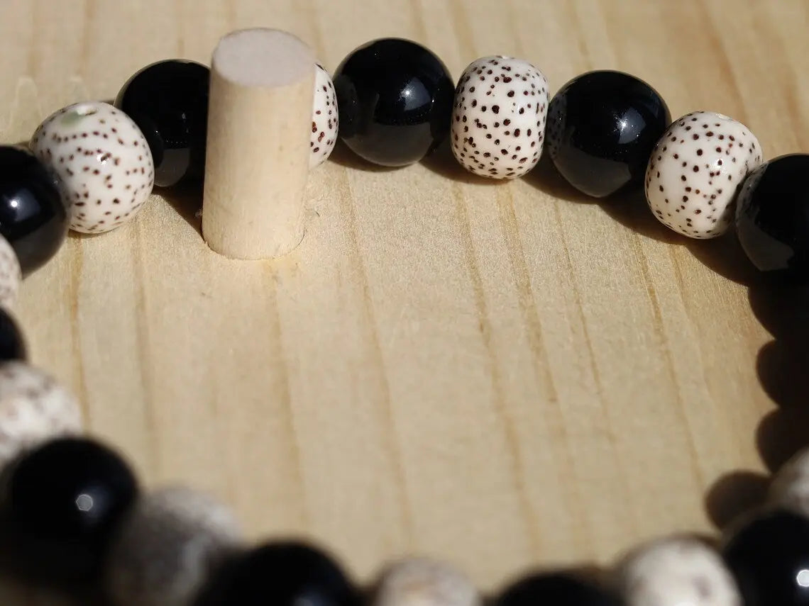 Black White Beads Bracelet empirewaers.store