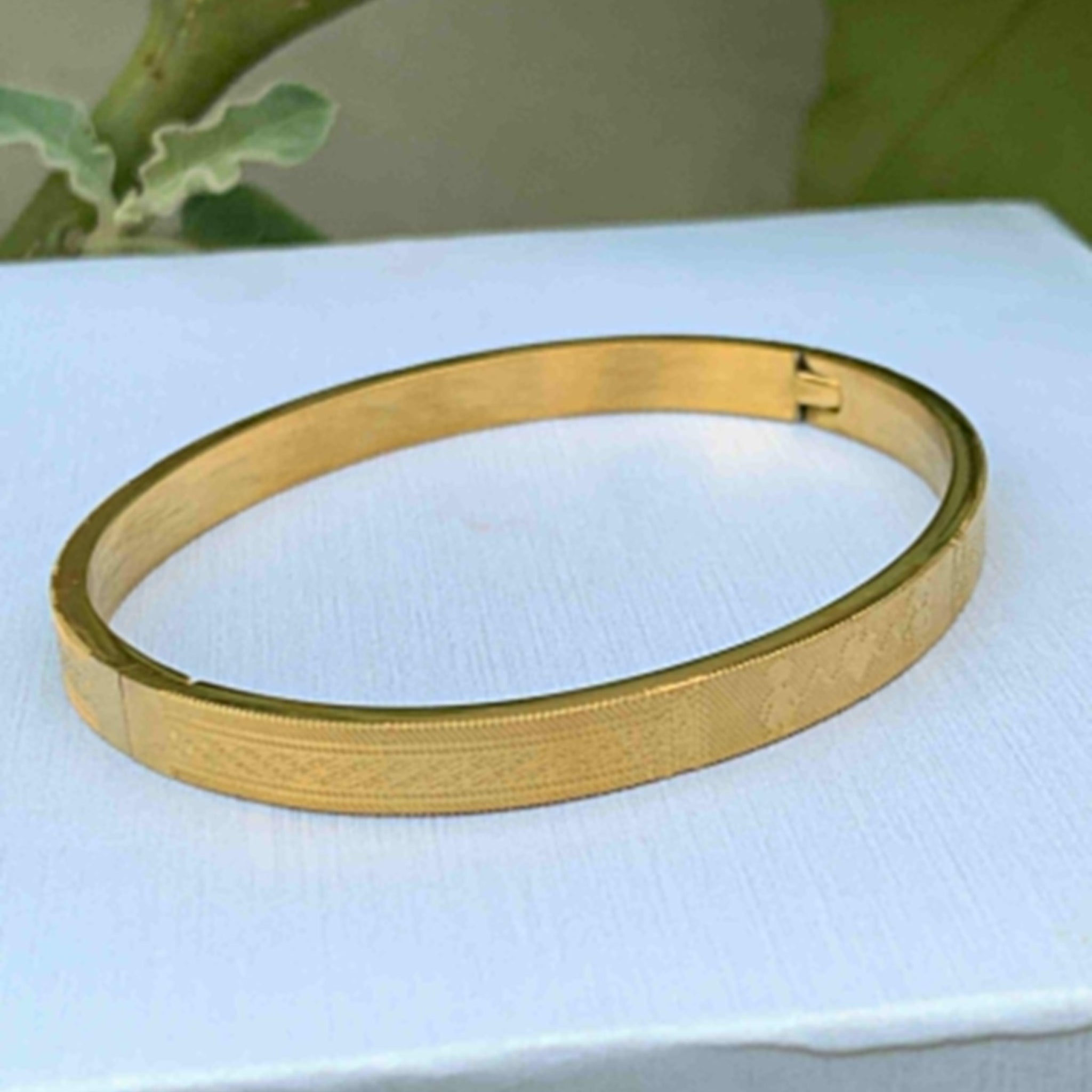 Stainless Steel Golden Bracelet empirewaers.store