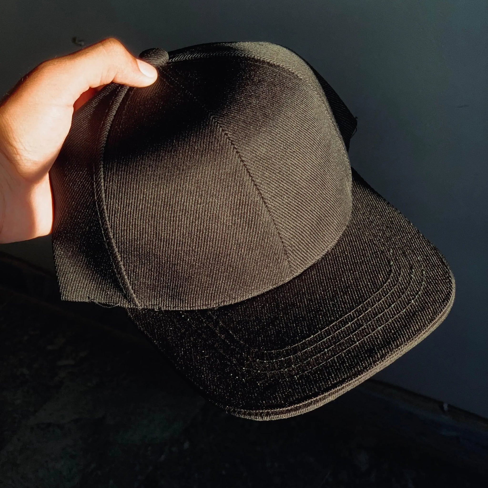 Simple Black Cap For Men & Women empirewaers.store