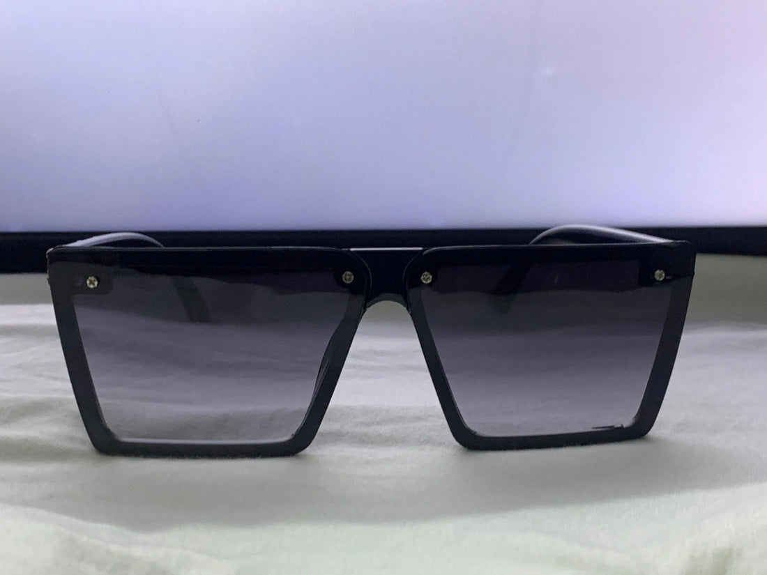 Sunglasses With Golden Strip empirewaers.store