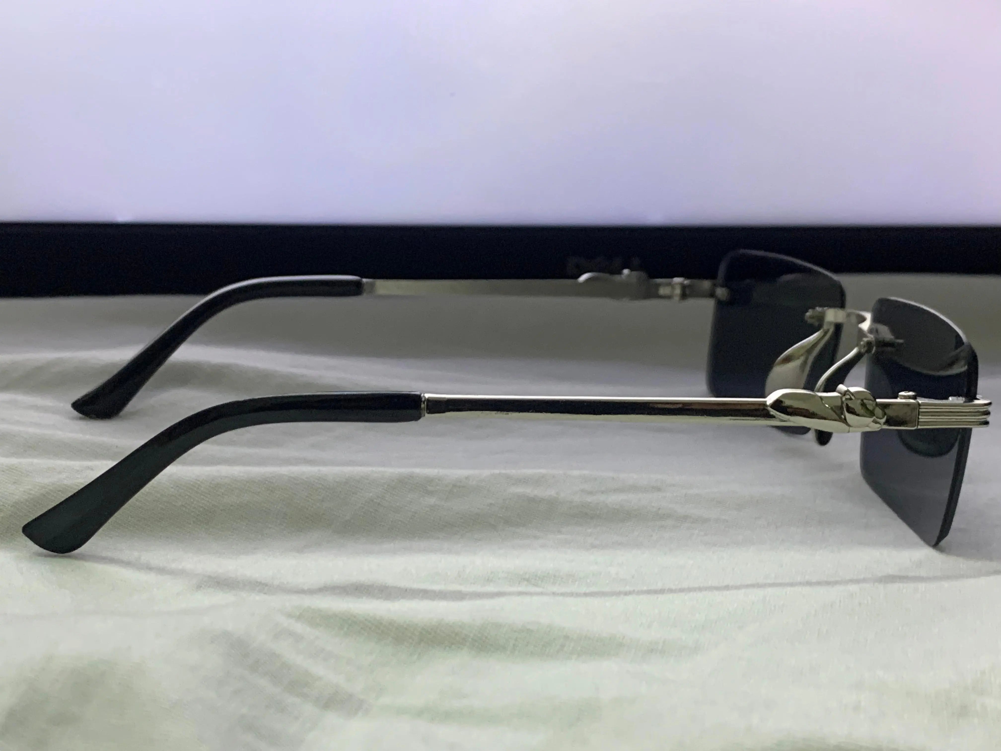 Sunglasses For Men (Golden & Silver ) empirewaers.store