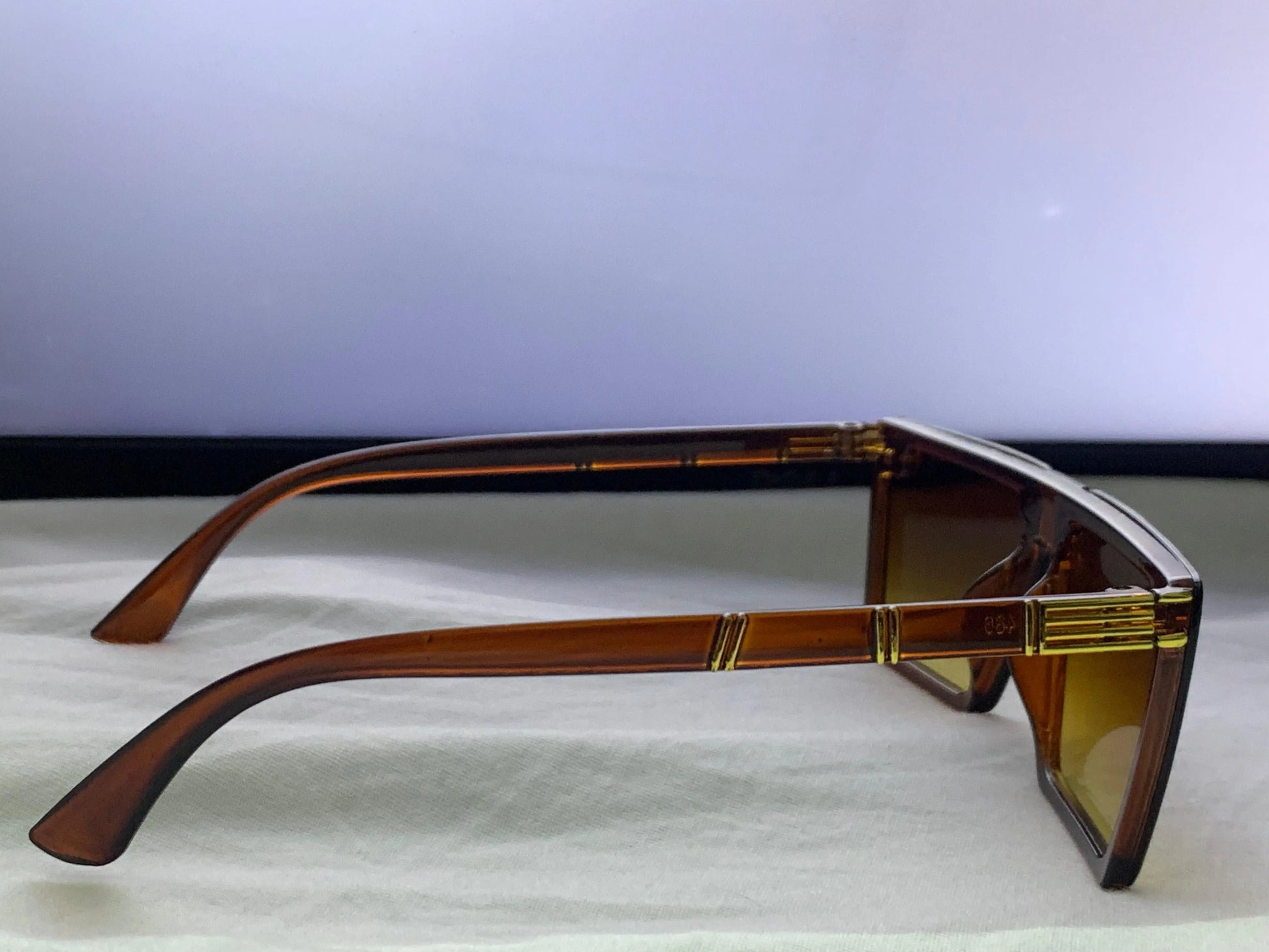 Sunglasses With Golden Strip empirewaers.store